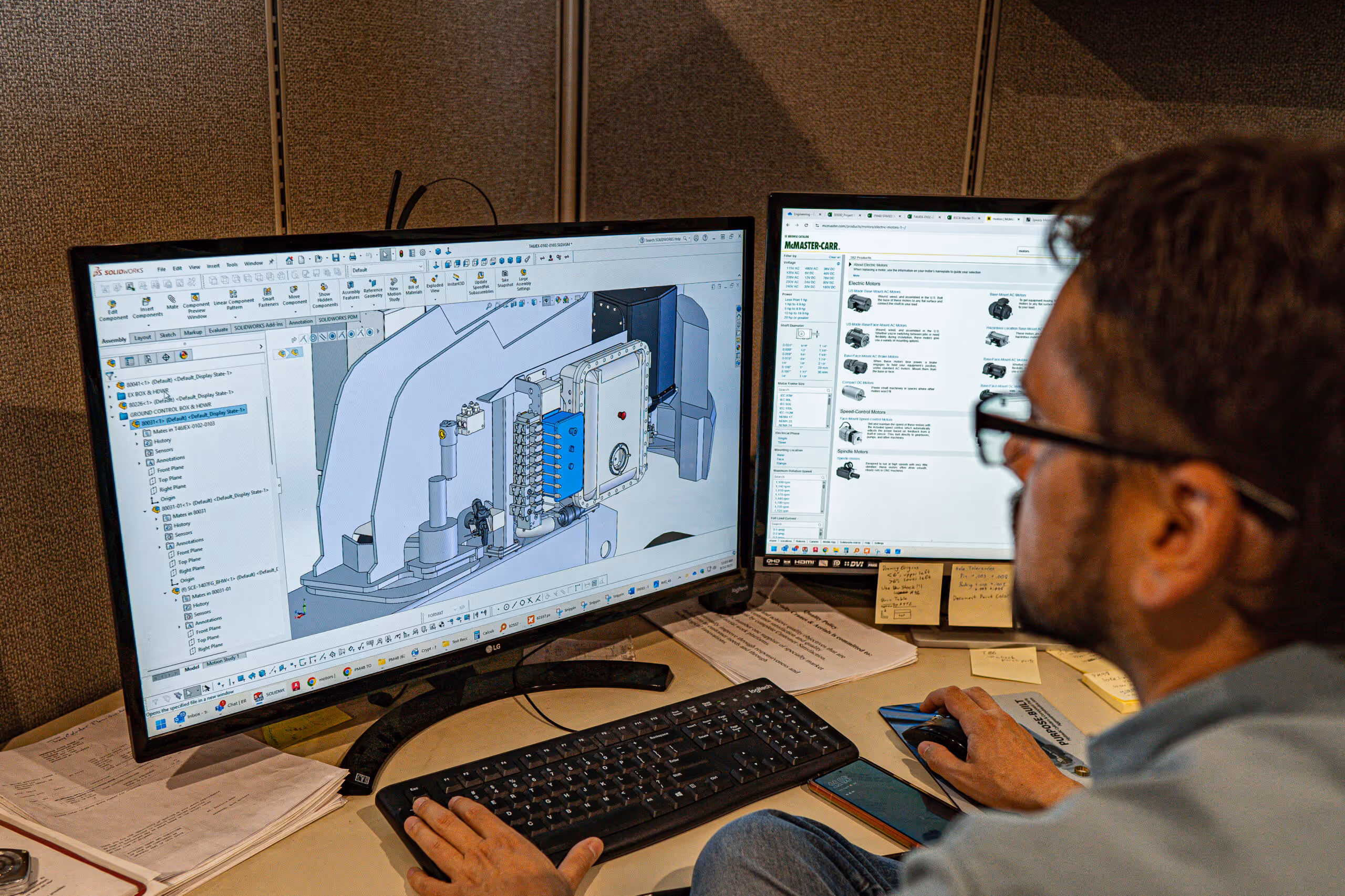 Bailey engineer designing a custom aerial lift in 3D CAD software