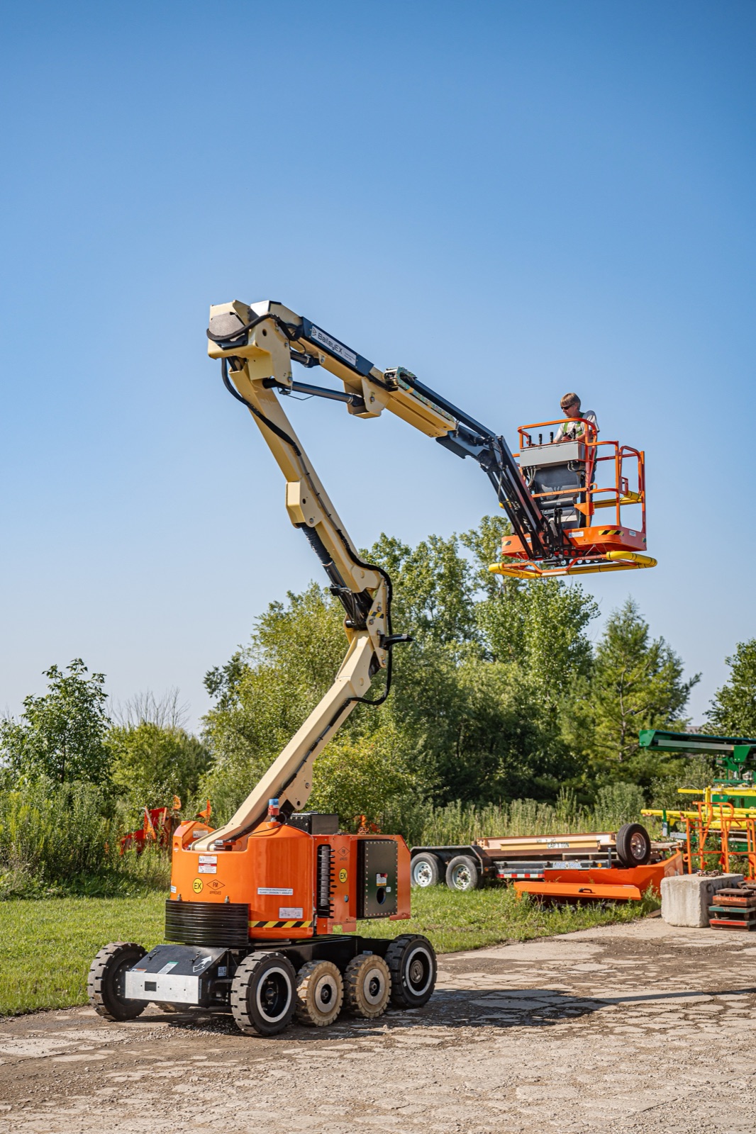 Bailey explosion-proof aerial lift — NEC Class I Division 1 certified