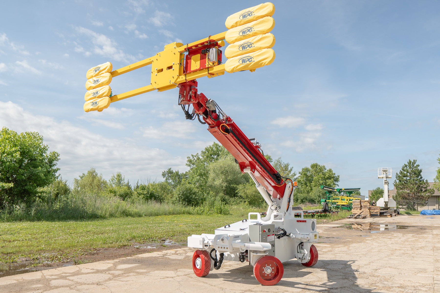 Glass Handling Equipment: Vacuum Lifters, Manipulators, and How to Size the Right Machine