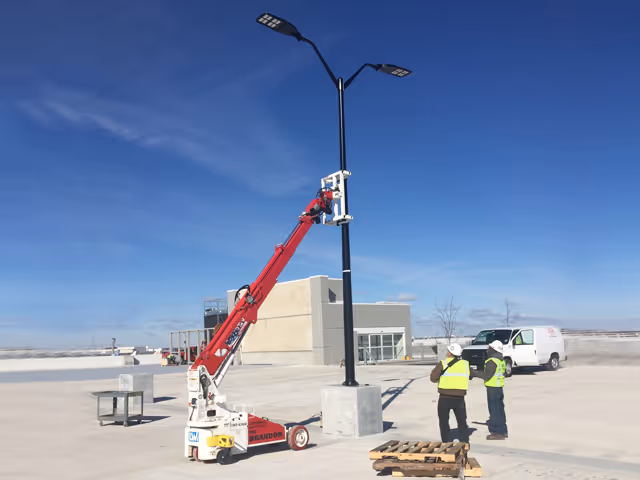 Light pole 640x480 1